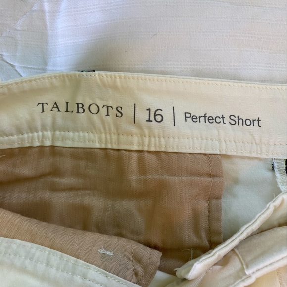 Talbots Cream Off-White Embroidered Butterfly Perfect Short 10.5" (Size 16) - Picture 8 of 10